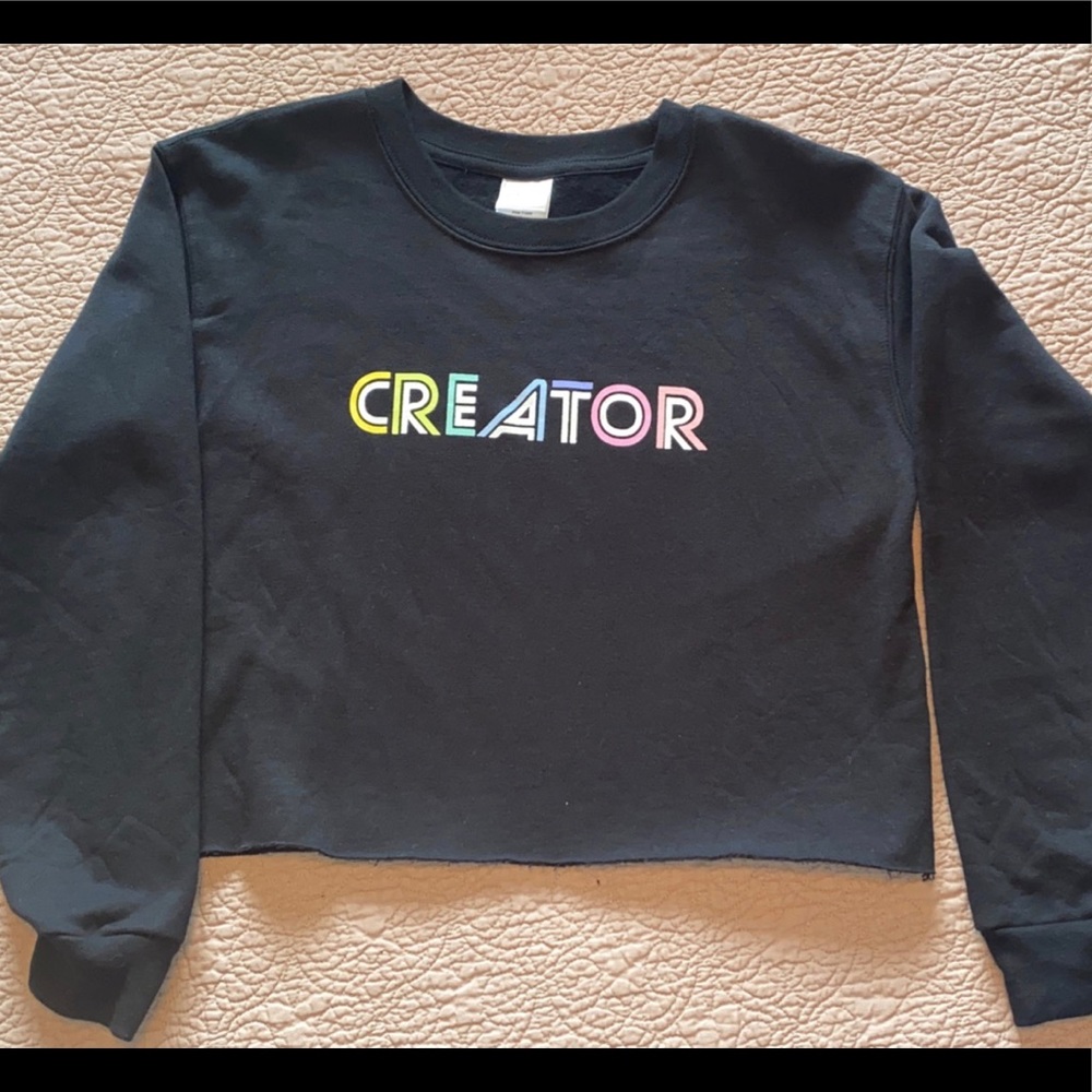 Freeze black cropped crewneck
